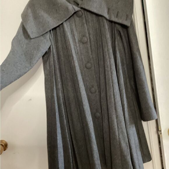 H&M Sz 12 Gray swing coat, cape, pleated, wool - Picture 3 of 11